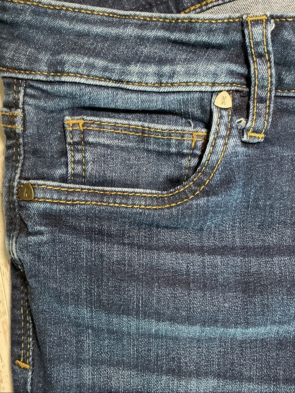 Kut from the Kloth Baby Bootcut Jeans 14S Dark Wash High Rise Stretch Denim Slim - Picture 7 of 16